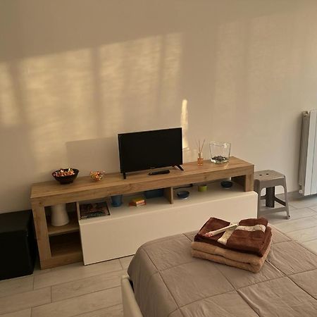 Einaudi Apartment Cologno Monzese Esterno foto