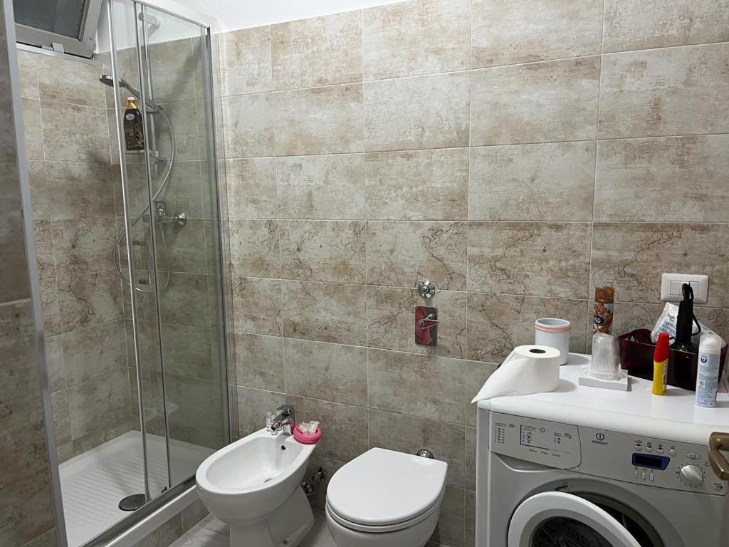 Einaudi Apartment Cologno Monzese Esterno foto