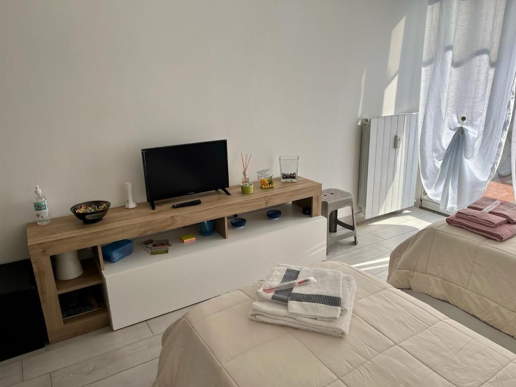 Einaudi Apartment Cologno Monzese Esterno foto